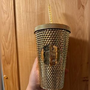 Starbucks grande cup